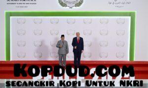 Pose Jempol Prabowo Warnai Hangatnya Sesi Foto Pemimpin Dunia di KTT Perdamaian Gaza