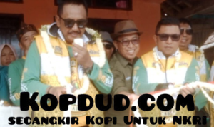 Bupati Asep Japar Bawa Harapan Baru ke Desa Ciparay: Warga Jampangkulon Sambut dengan Syukur dan Sate Kambing