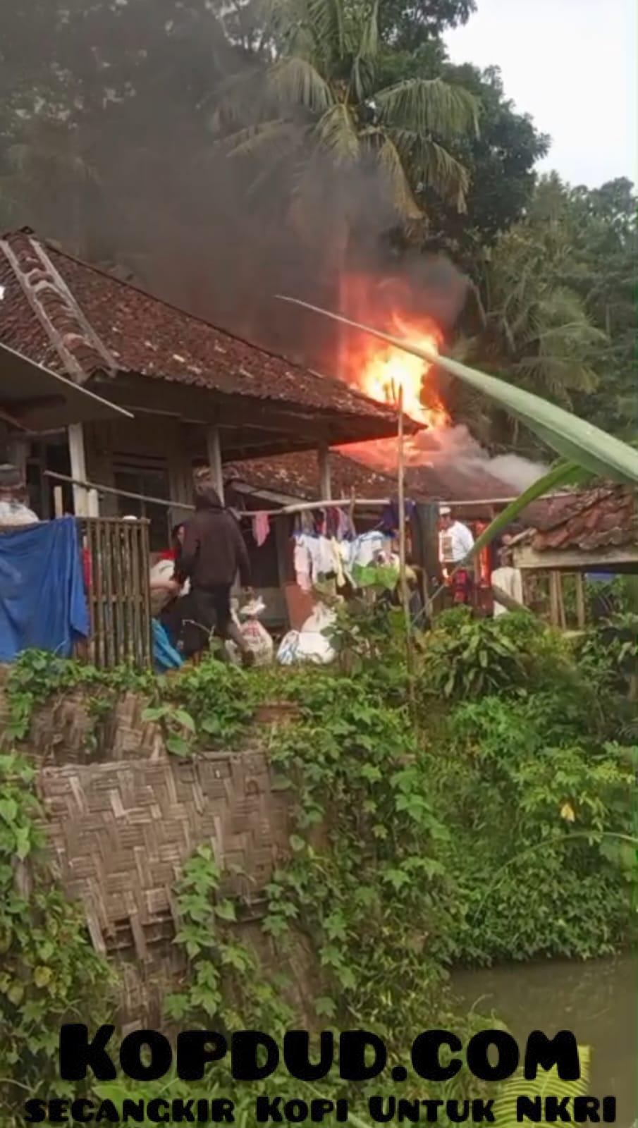 WhatsApp Image 2025-11-26 at 21.09.53