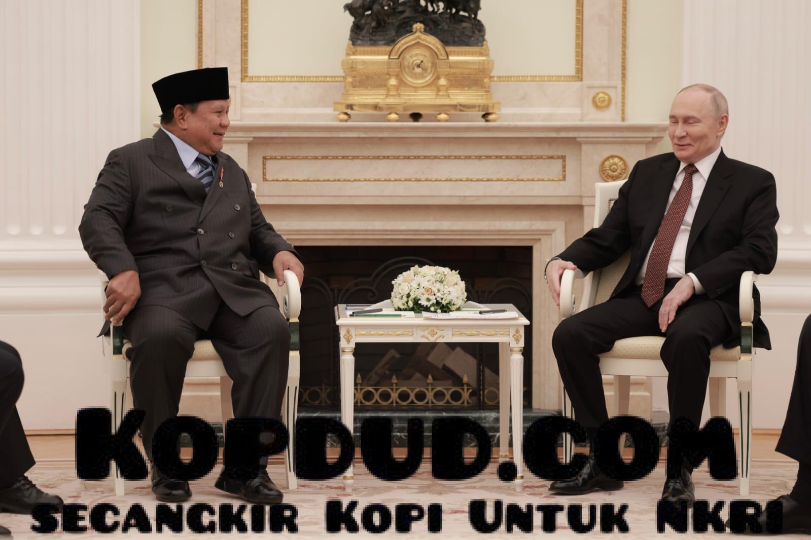 Bertemu Prabowo, Putin Sebut Rusia Siap Bantu Indonesia di Bidang Energi Nuklir
