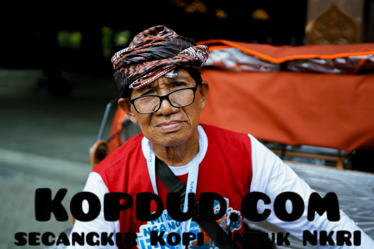 Penarik Lansia di Solo, Dapat Becak Listrik dari Prabowo: Ini Baru Presiden Indonesia!