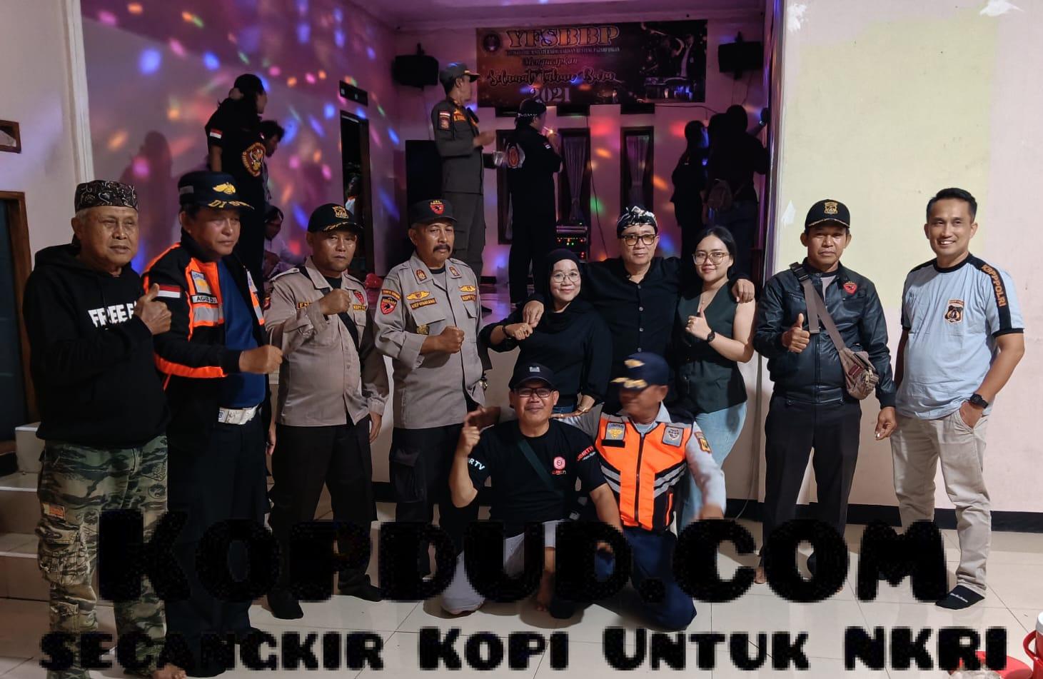 Momen Istimewa: Ulang Tahun Istri Pertama H. Isep Dihadiri Istri Kedua