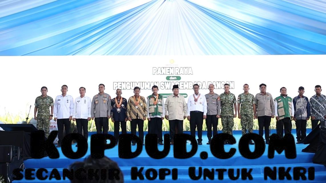 Petani Karawang Apresiasi Kunjungan Prabowo: Jadi Motivasi Tambah Produksi
