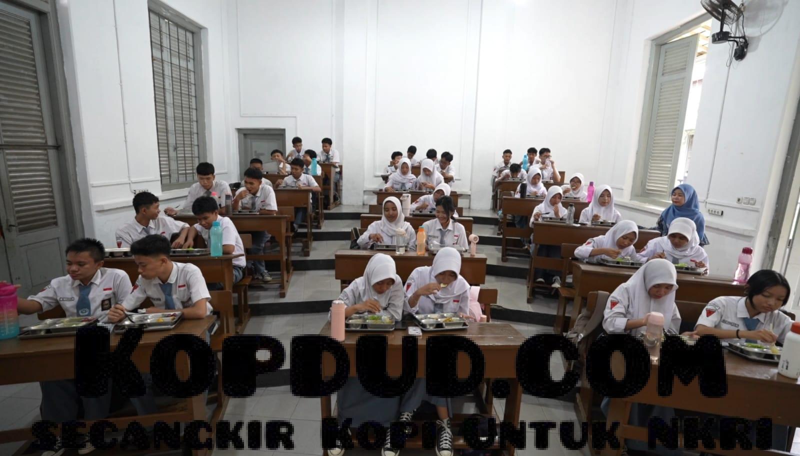 Siswa SMK Jakarta: “Terima Kasih, Kini Bisa Nabung Setiap Hari”
