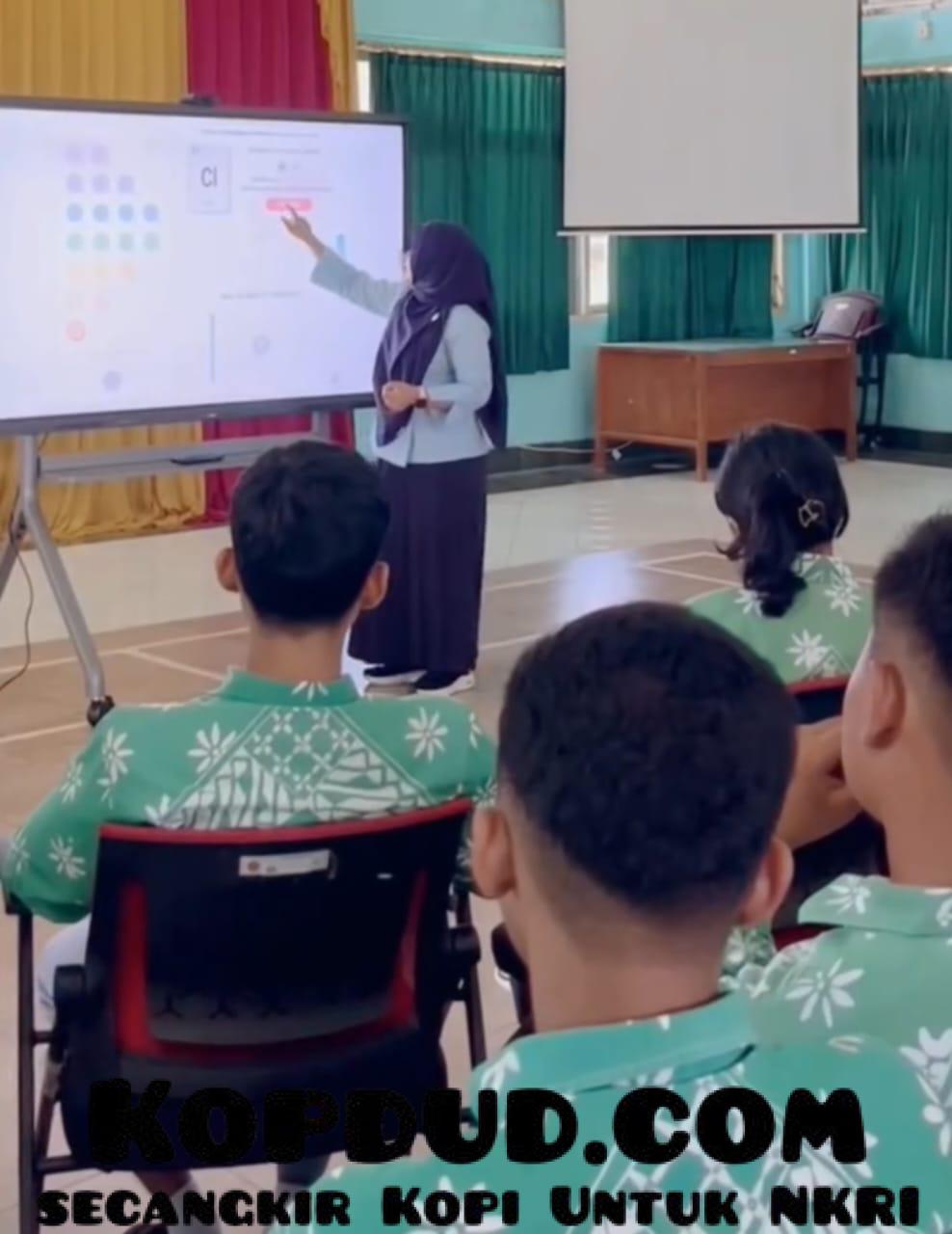PID Sleman: Teknologi Digital Bawa Kimia Lebih Hidup di Ruang Kelas