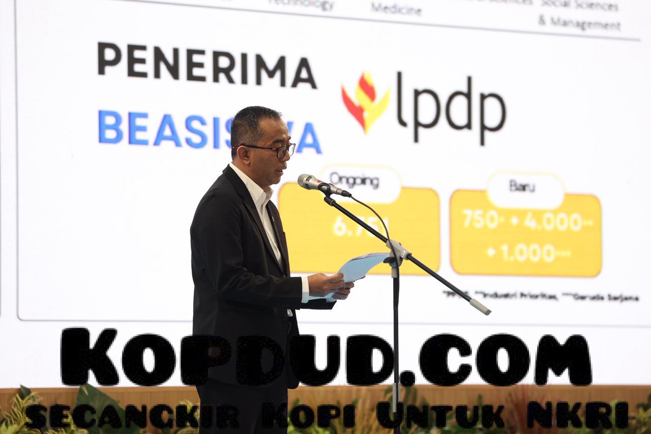 Mendiktisaintek: 82 Perguruan Tinggi Turun Tangan Pulihkan Aceh, Sumut, dan Sumbar