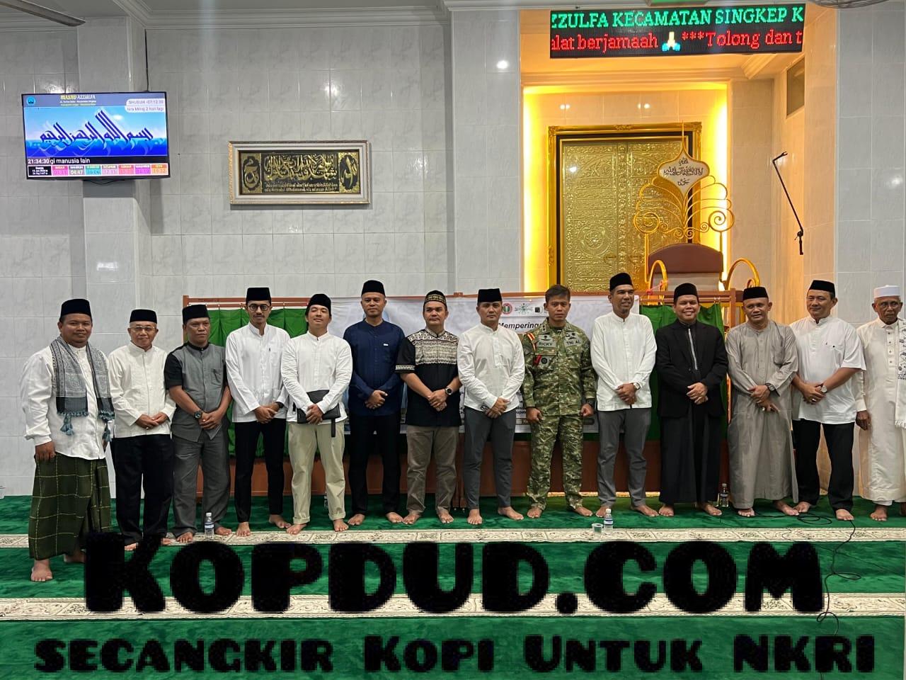Danlanal Dabo Singkep Hadiri Ceramah Agama Peringatan Isra Mi’raj Nabi Muhammad SAW 1447 H