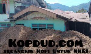 Lanal Sabang Salurkan Bantuan Kemanusiaan ke Korban Banjir Bandang dan Tanah Longsor di Aceh Tengah