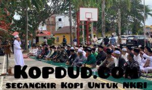 Shalat Istisqa Bersama, Danlanal Bintan dan Warga Tanjungpinang Memohon Hujan Untuk Bumi yang Kering