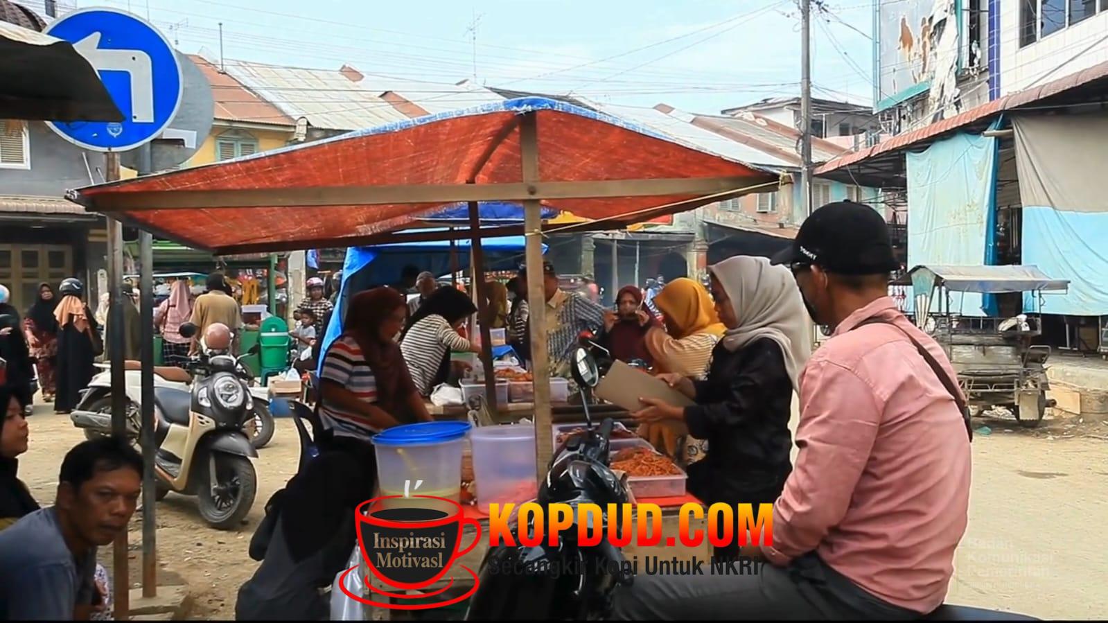 Aceh Tamiang Kian Ramai di Penghujung Ramadan: Berburu Takjil dan Belanja Baju Lebaran
