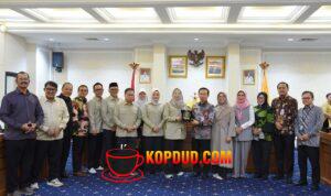 Anggota DPR RI fraksi Partai Gerindra Himmatul Aliyah Puji Program Sekolah Gratis di Lampung