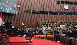 Prabowo Perintahkan Bank HIMBARA Turunkan Bunga Kredit untuk Rakyat Miskin