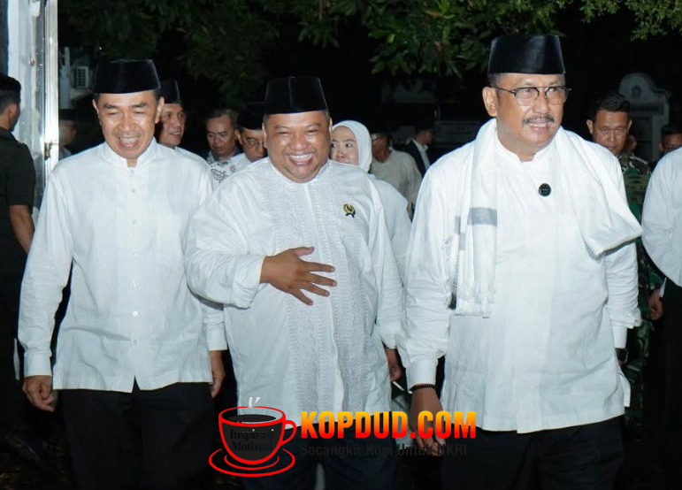 Ketua DPRD Sukabumi Bagikan Pesan Inspiratif Senyum Adalah Sedekah