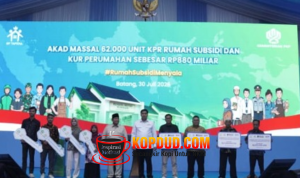 Prabowo Saksikan Akad Massal KPR FLPP untuk 62.710 Penerima, dari Guru SD hingga Pengemudi Ojol