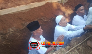 Suasana Haru di Surade, Ibunda Kepala Dinas PU Sukabumi Tutup Usia