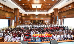 Pelajar Sukabumi Ikuti Program Istana untuk Anak Sekolah Bersama 200 Siswa Nasional Pelajar Sukabumi Ikuti Program Istana untuk Anak Sekolah Bersama 200 Siswa Nasional