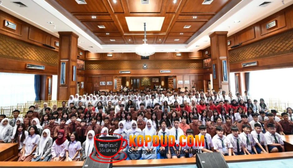 Pelajar Sukabumi Ikuti Program Istana untuk Anak Sekolah Bersama 200 Siswa Nasional